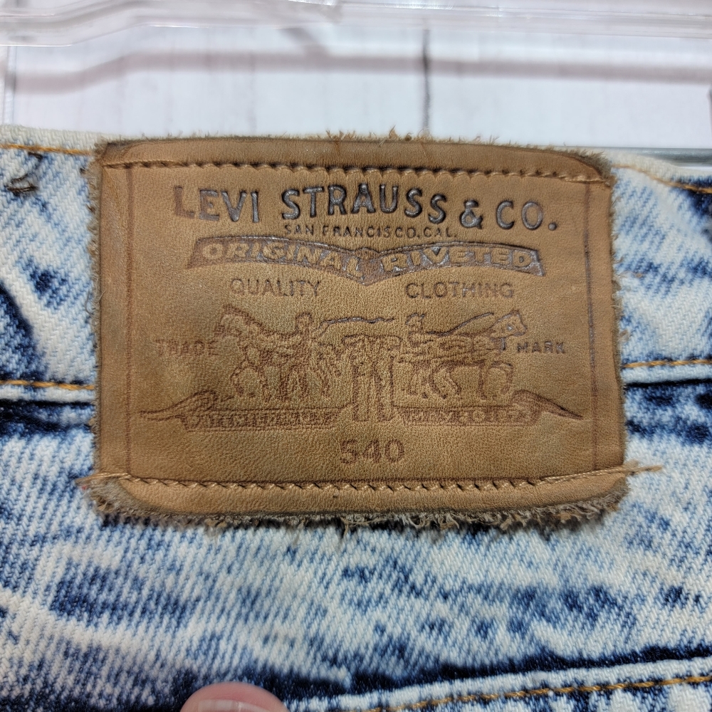 Vintage Levi's 540 Jeans Men's Size 38X31 Acid Wash Denim USA Made Straight Leg. - Picture 6 of 10